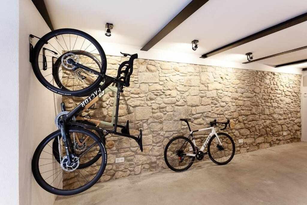 Velo Vern 3 Luxury Penthouse W Views Of City Wall Girona Ngoại thất bức ảnh